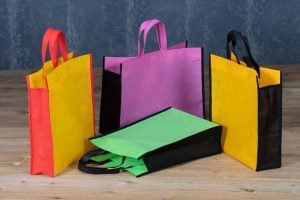 مقایسه ساک‌های پارچه ای با سایر انواع